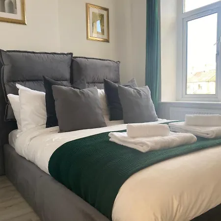 Stylish Pontcanna Flat Near City Centre Cardiff Exterior photo